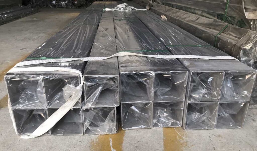 Báo giá inox hộp vuông đủ kích thước ưu đãi cạnh tranh