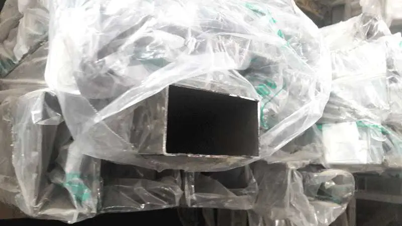 Báo giá inox hộp chữ nhật 40*80 mm